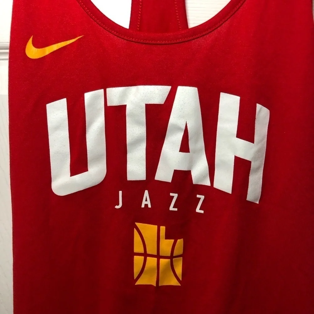Women’s Nike NBA Utah Jazz Red Basketball Racer Back Dri Fit Tank Top Size S